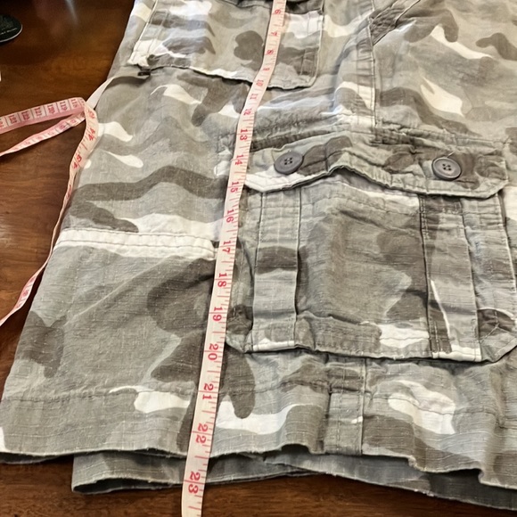 BNWT CAMO CARGO - Picture 3 of 8